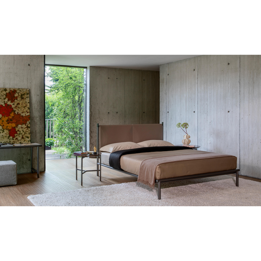 Matte Burnished Steel Bed | Flou Iko | Italianfurniture.com