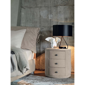 Round Leather Nightstand | Flou Condotti | Italianfurniture.com