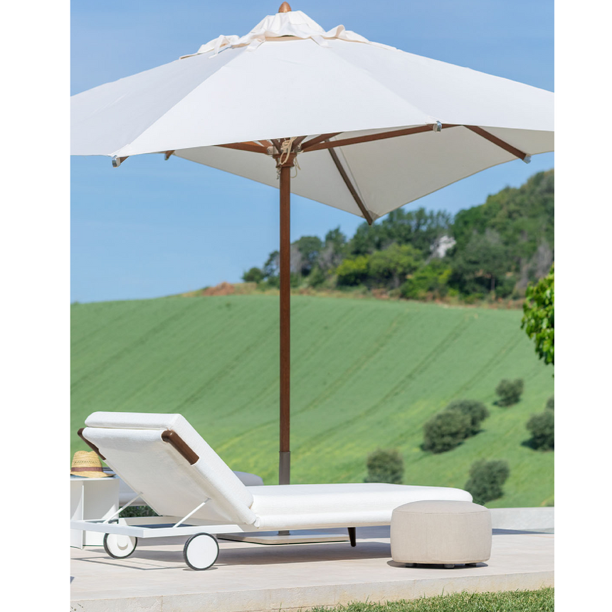 Iroko Wood Sun Lounger | Flou Gaudi | Italianfurniture.com