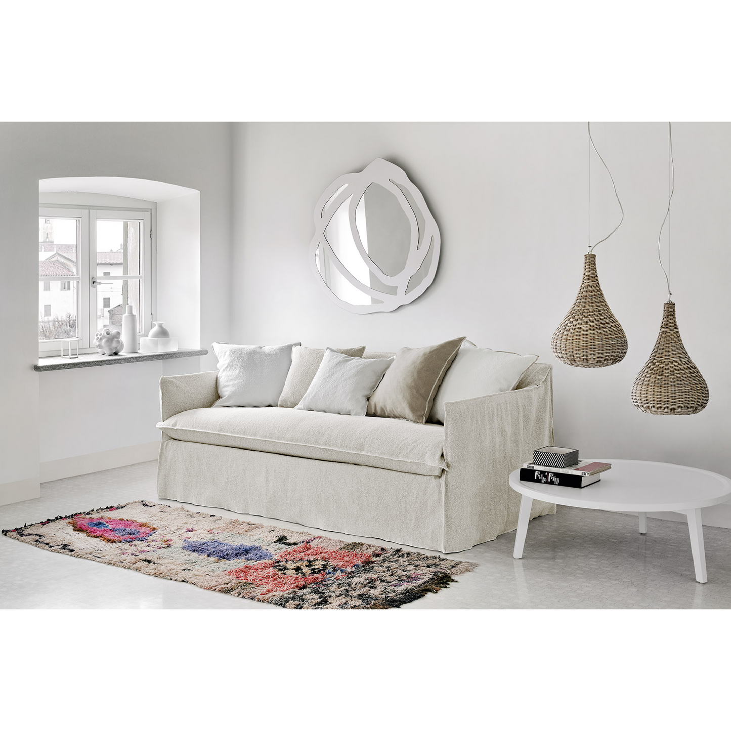 Natural White Lino Sofa Bed | Gervasoni Ghost | ItalianFurniture.com
