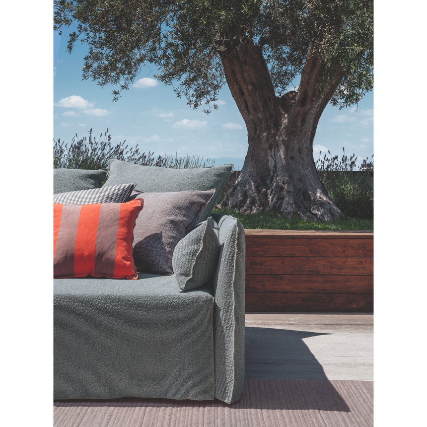 Aspen Outdoor Sofa | Gervasoni Ghost | ItalianFurniture.com
