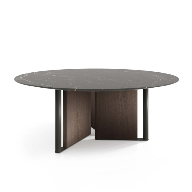 Round Sculptural Coffee Table | Lema In-Between | Italianfurniture.com