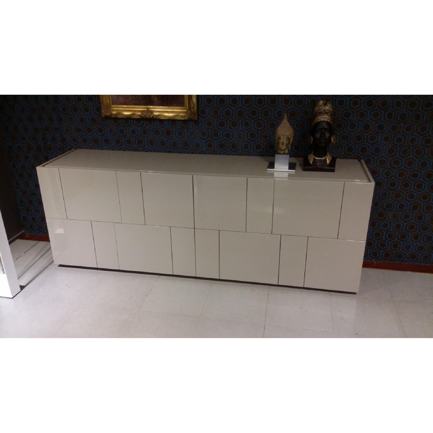 Lacquered 4-Door Sideboard | Lema Ortelia | Italianfurniture.com