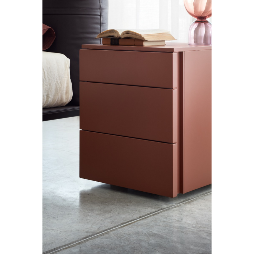 Matte Grooved Nightstand | Lema Florens | Italianfurniture.com