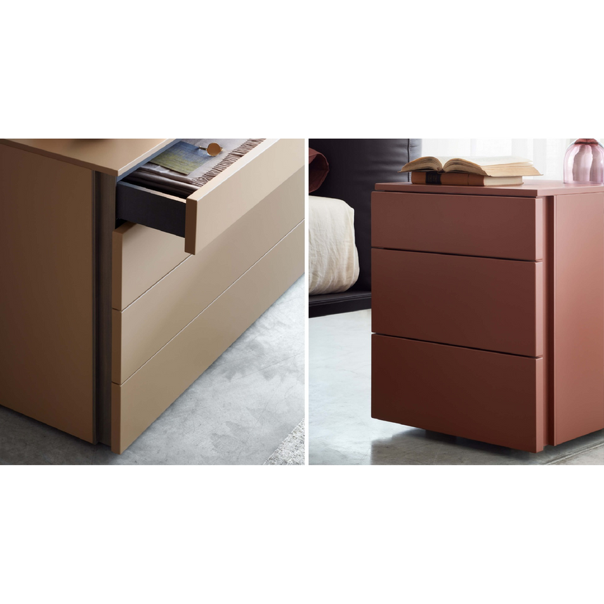 Glossy Grooved Nightstand | Lema Florens | Italianfurniture.com