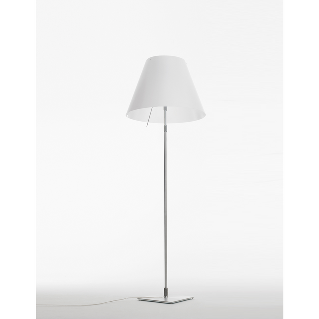 Empre Shade Outdoor Floor Lamp | Luceplan | Italianfurniture.com