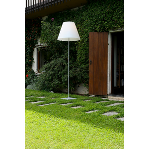 Empre Shade Outdoor Floor Lamp | Luceplan | Italianfurniture.com