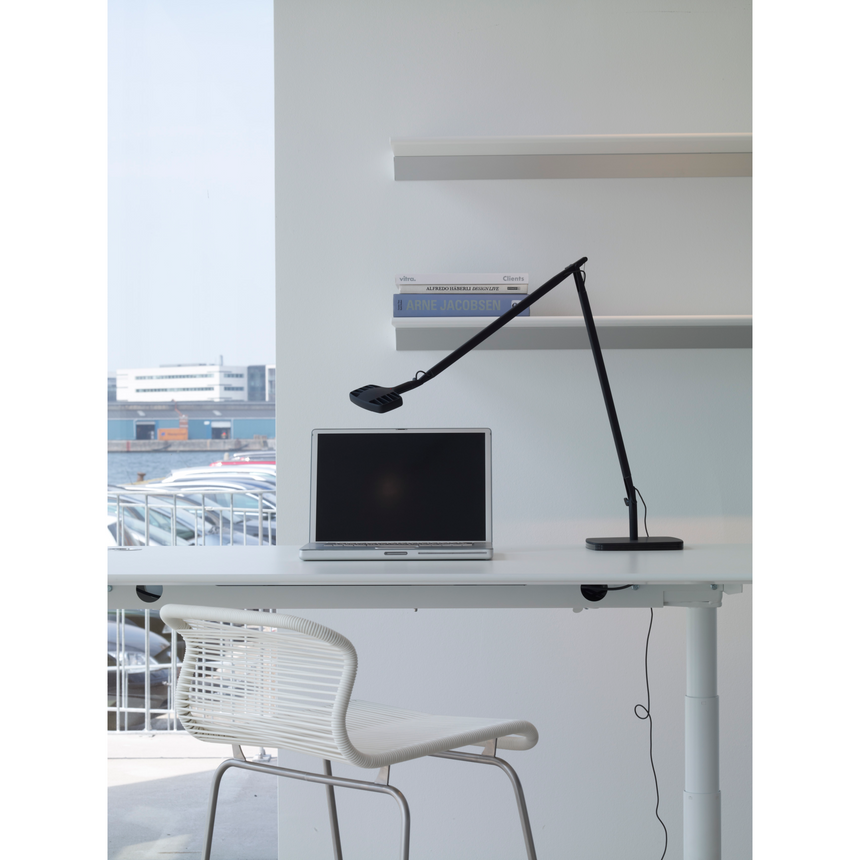 Adjustable LED Table Lamp | Luceplan Otto Watt | Italianfurniture.com