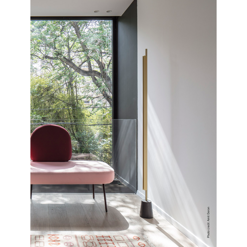 Metal Bar Floor Lamp | Luceplan Compendium | Italianfurniture.com