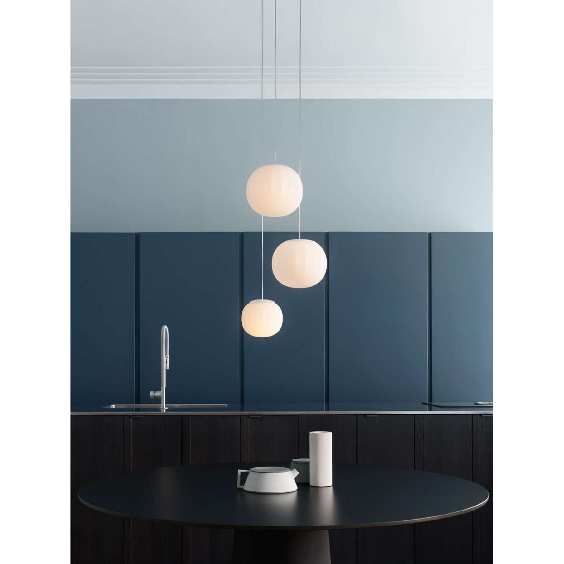 Round Blown Glass Pendant Light | Luceplan Lita | Italianfurniture.com