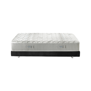 Thermoregulating Checkered Mattress | Magniflex Magnistretch 12 | Italianfurniture.com