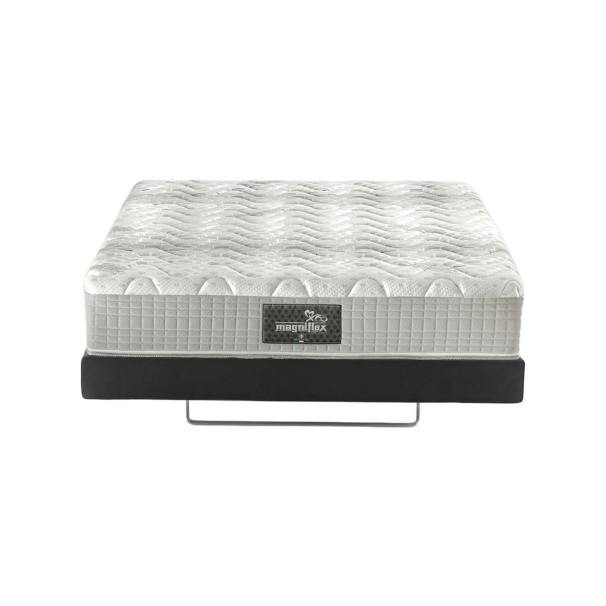Thermoregulating Checkered Mattress | Magniflex Magnistretch 12 | Italianfurniture.com