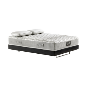 Thermoregulating Checkered Mattress | Magniflex Magnistretch 12 | Italianfurniture.com
