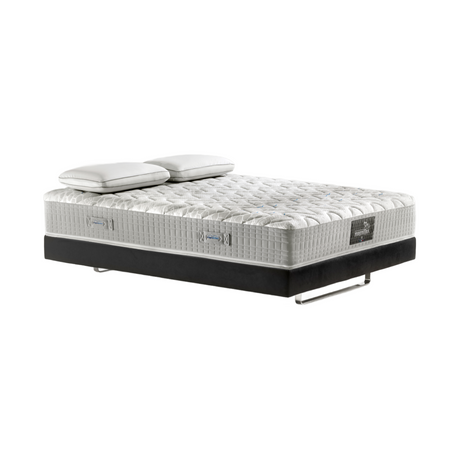 Thermoregulating Checkered Mattress | Magniflex Magnistretch 12 | Italianfurniture.com