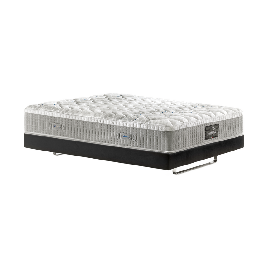 Thermoregulating Checkered Plush Mattress | Magniflex Magnistretch | Italianfurniture.com