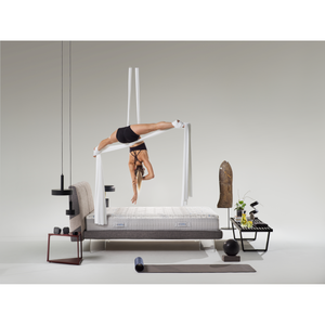 Thermoregulating Checkered Mattress | Magniflex Magnistretch 12 | Italianfurniture.com