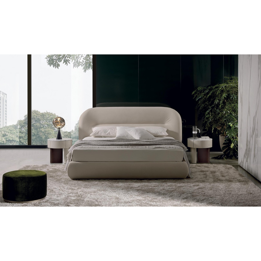 Upholstered Curved Bed | Marelli Noah | Italianfurniture.com