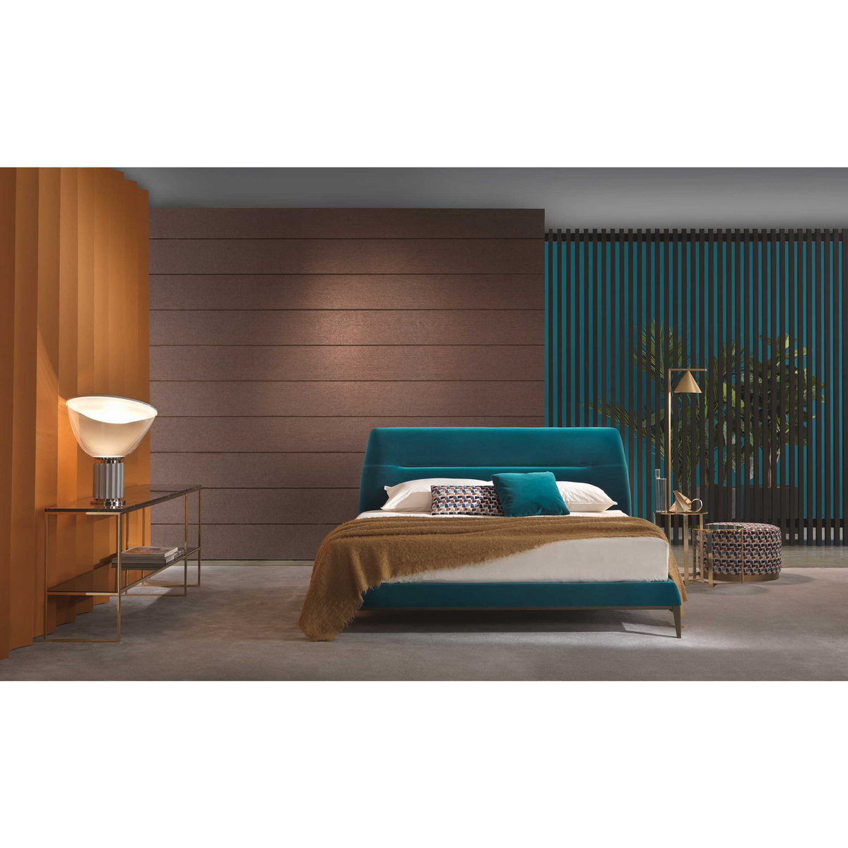 Metal Base Modern Bed | Marelli Ritz | Italian Furniture ...