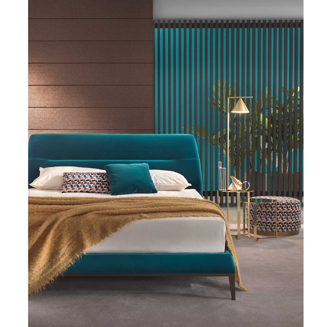 Metal Base Modern Bed | Marelli Ritz | Italianfurniture.com