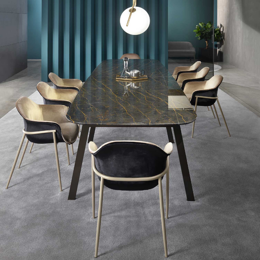 Shell Dining Armchair | Marelli Chia | Italianfurniture.com