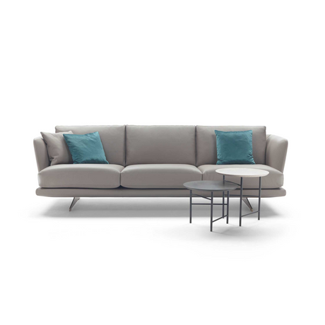 Metal Leg Sofa | Marelli Clipper | Italianfurniture.com