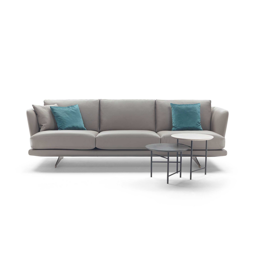 Metal Leg Sofa | Marelli Clipper | Italianfurniture.com