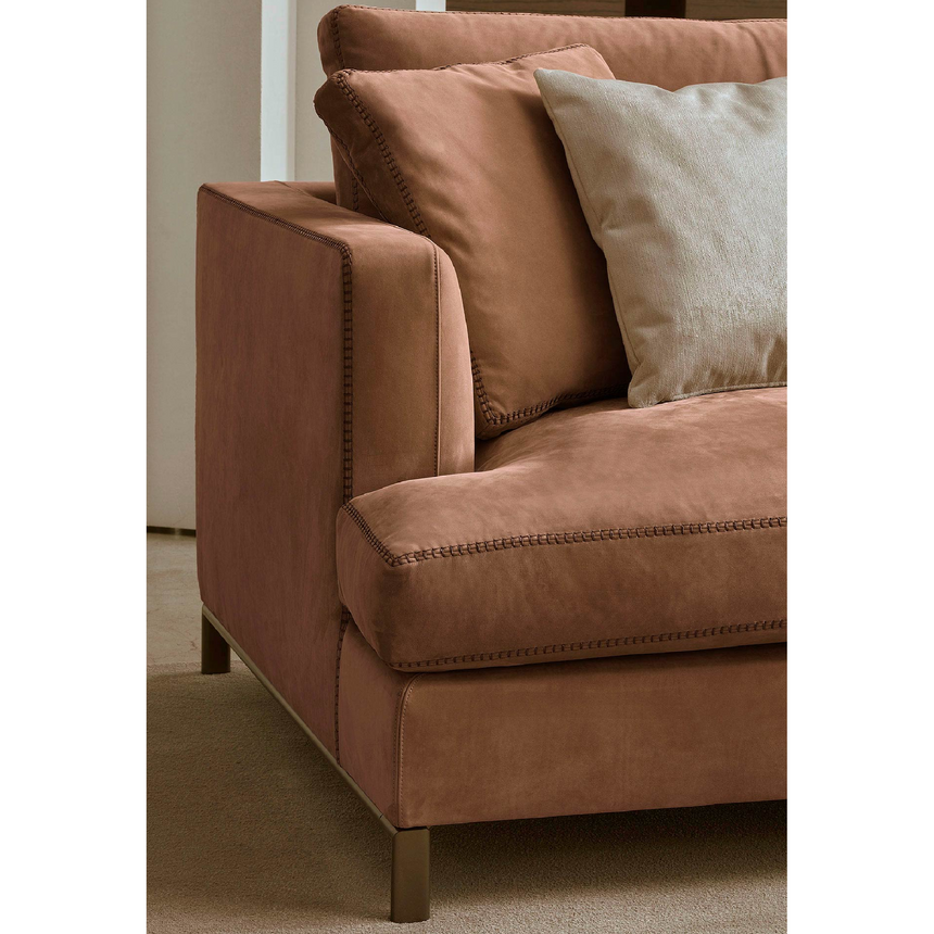 Metal Base Modern Sofa S | Marelli Loft | Italianfurniture.com