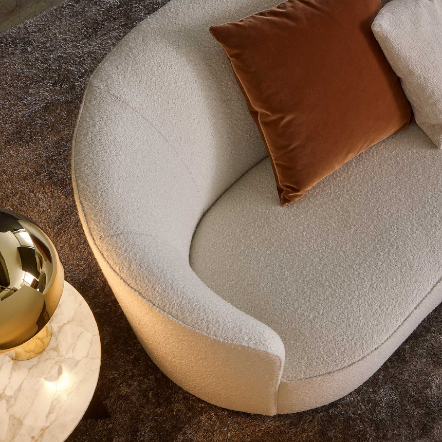 Metal Base Curved Sofa | Marelli Moon | italianfurniture.com