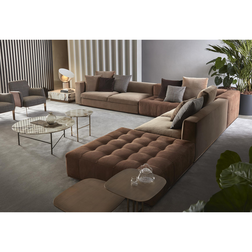 Angular Back Central Sofa | Marelli Matheus | Italianfurniture.com