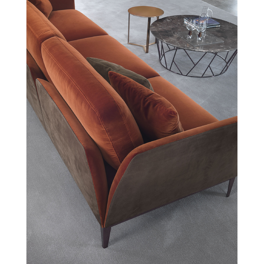 Flared Arm Sofa | Marelli Ritz | ItalianFurniture.com