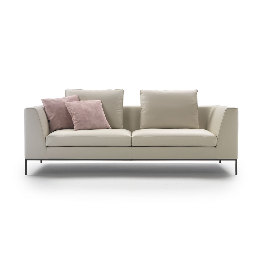 Wide-Armed Minimalist Sofa | Marelli Sydney | Italianfurniture.com