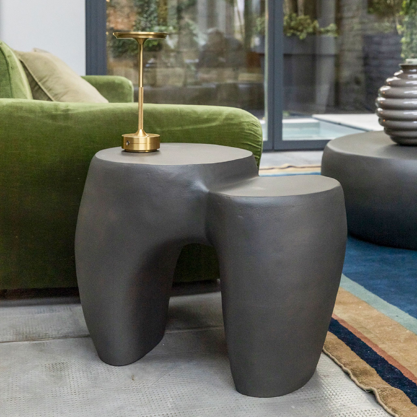 Organic-Shaped Stoneware Coffee Table | Mogg Dune | Italianfurniture.com