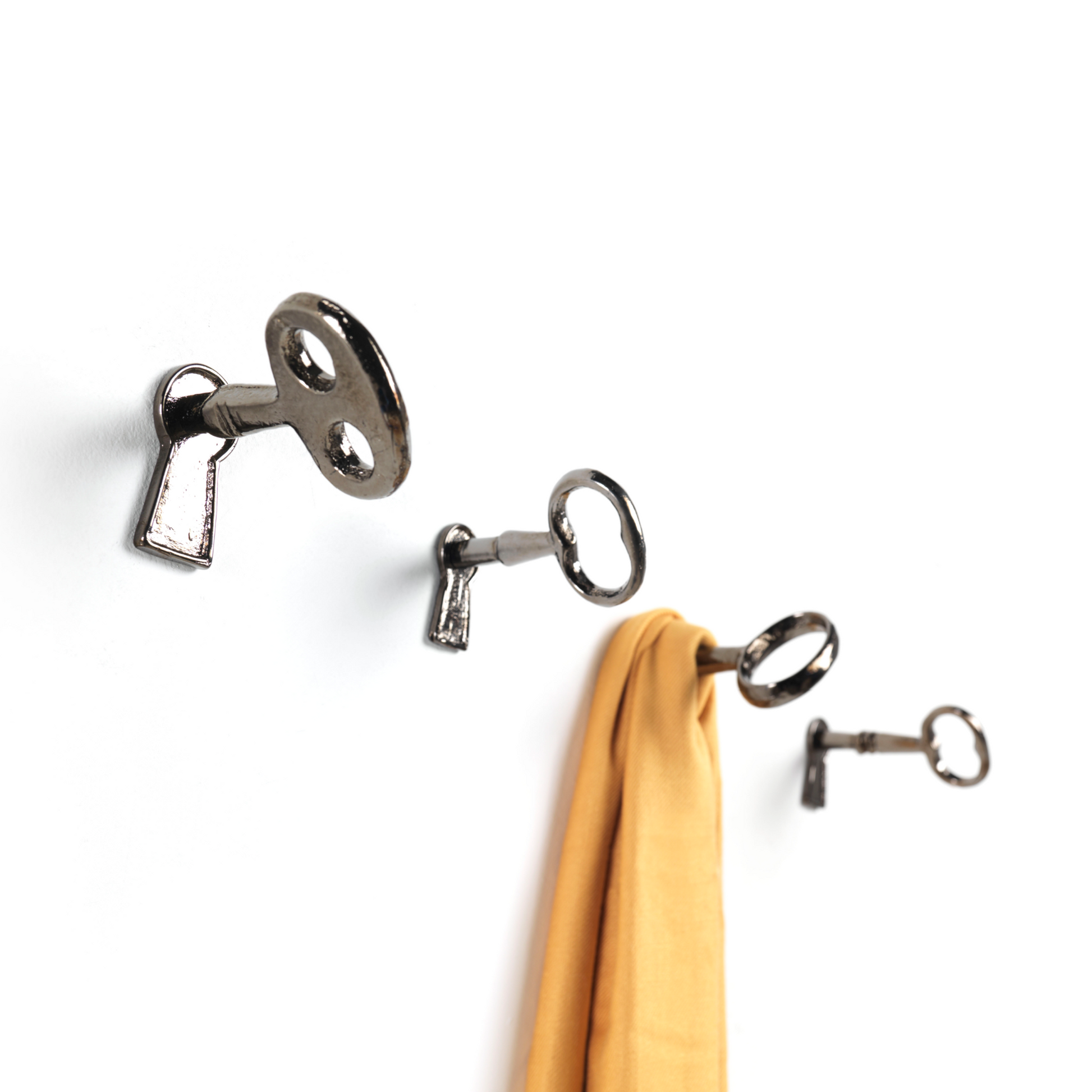 Black Vintage Key Coat Hangers (4) | Mogg Memorie | Italianfurniture.com