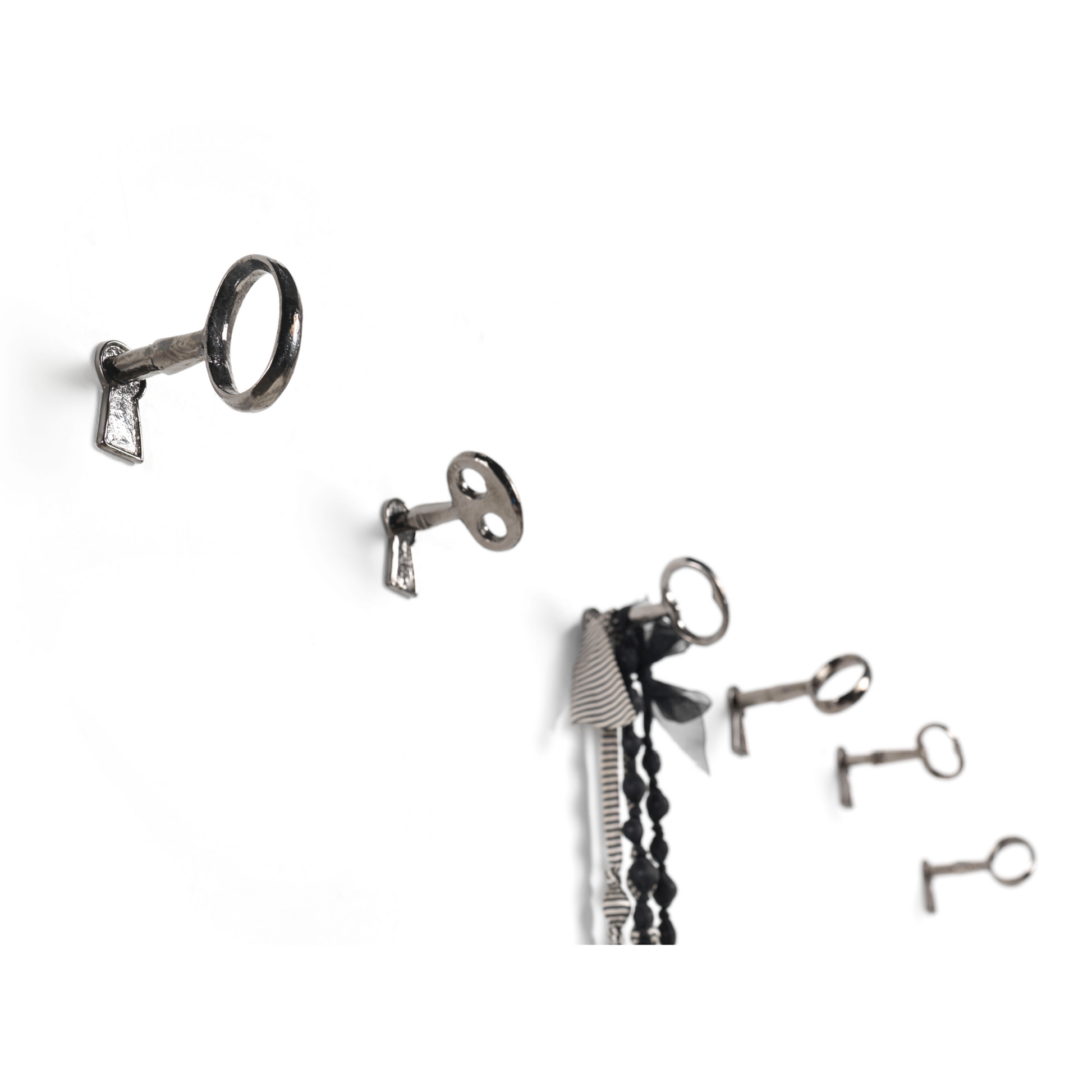 Black Vintage Key Coat Hangers (4) | Mogg Memorie | Italianfurniture.com