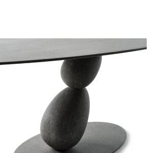 Stone Dining Table | Mogg Matera | Italianfurniture.com