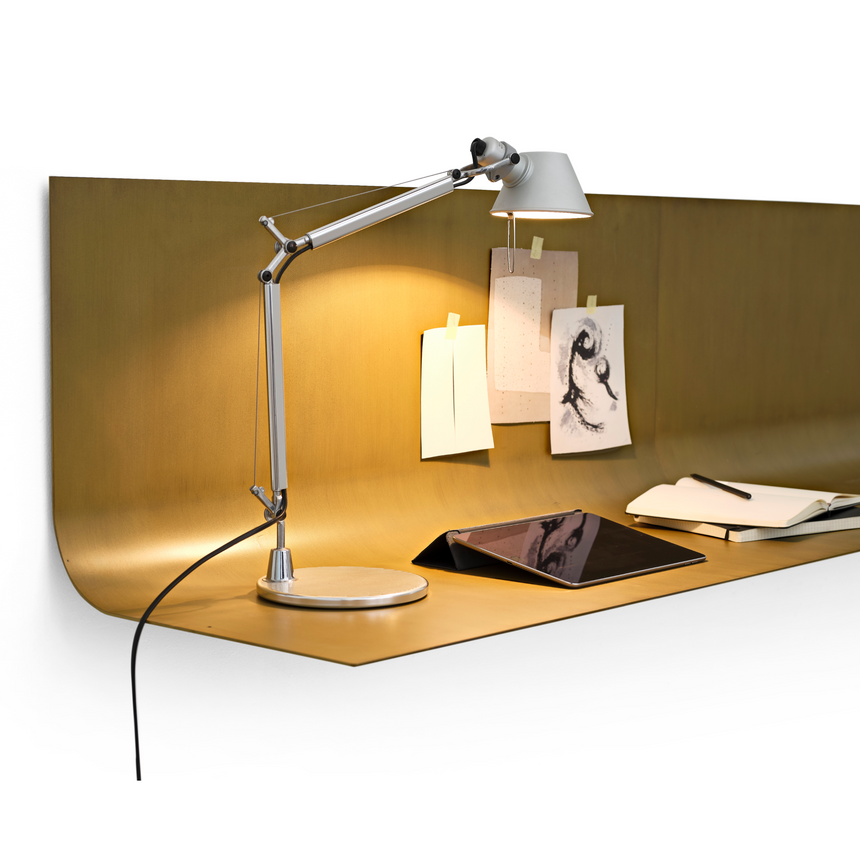 Metal Sheet Desk | Mogg Sfoglia | Italianfurniture.com