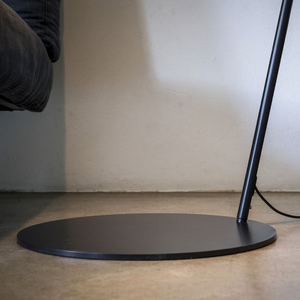 Black Metal Directional Floor Lamp | Mogg Sott'archi | Italianfurniture.com