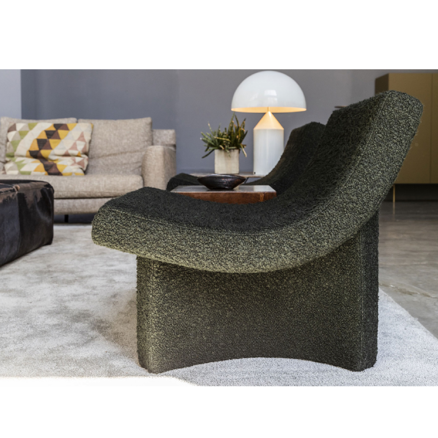 Padded Curve Lounge Chair | Mogg Talk | Italianfurniture.com