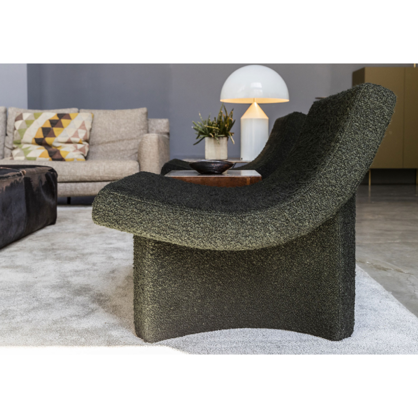 Padded Curve Lounge Chair | Mogg Talk | Italianfurniture.com