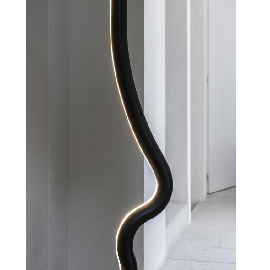 Solid Wood Graphic Floor Lamp | Mogg Vis a Vis | Italianfurniture.com