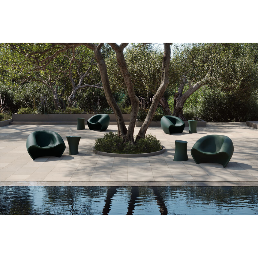 Sculpted Outdoor Coffee Table | Myyour Iris | Italianfurniture.com