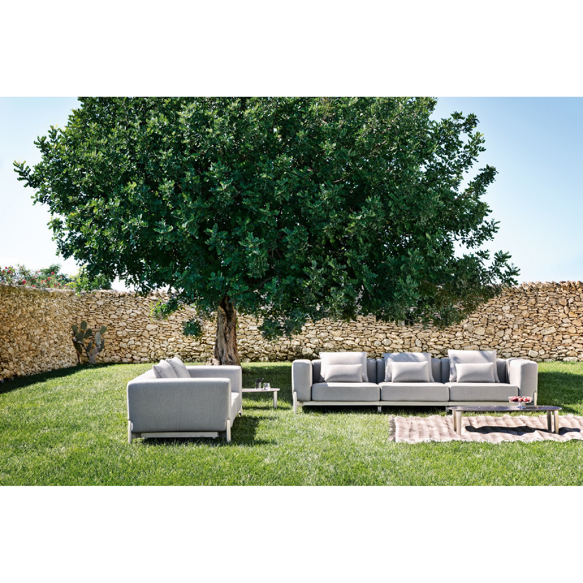 Aluminium Base Outdoor Sofa | Myyour Push | Italianfurniture.com