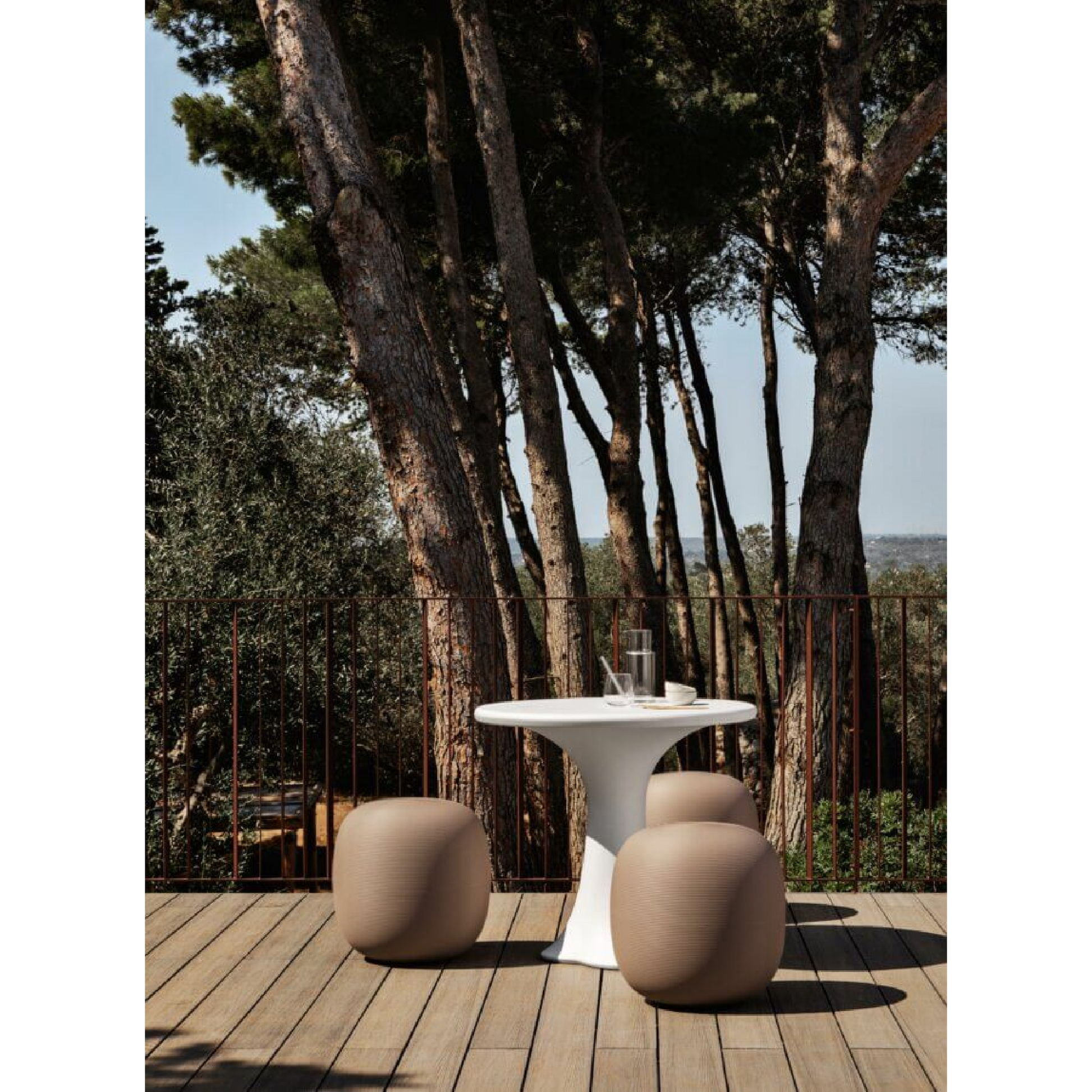 Ribbed Outdoor Stool | Myyour Pandora | Italianfurniture.com