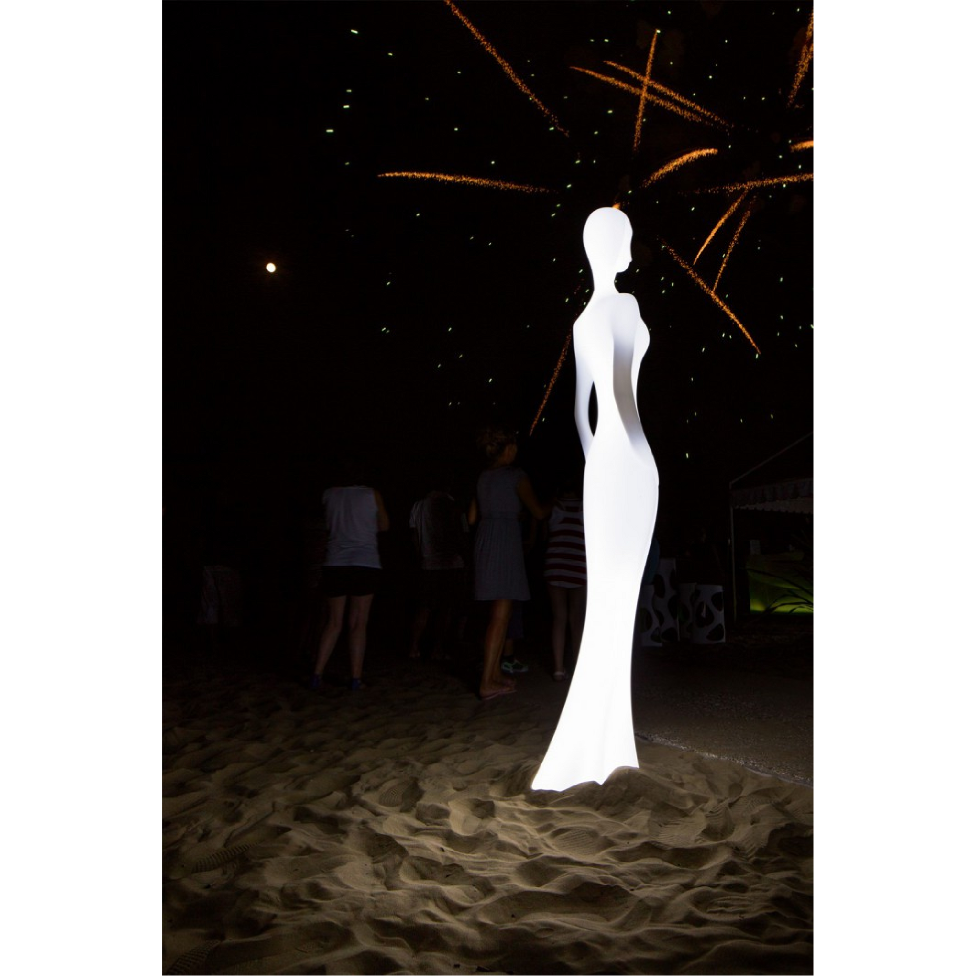 Woman Sculpture Outdoor Lamp | Myyour Penelope | Italianfurniture.com