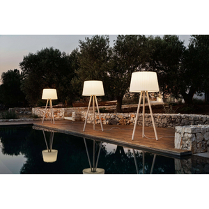 White Tripod Outdoor Floor Lamp | Myyour Agata | Italianfurniture.com