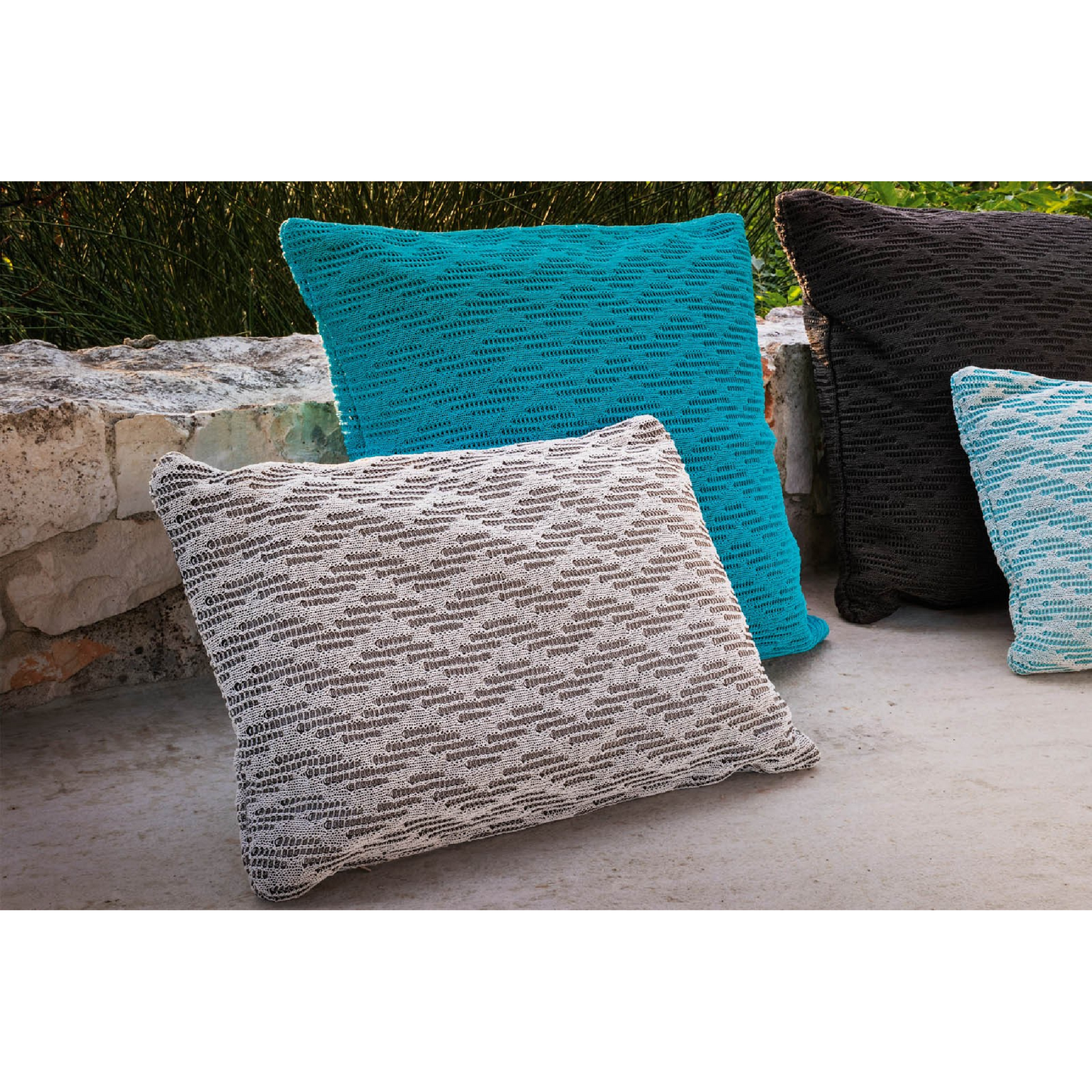 Outdoor Fabric Pillow | Myyour Wave