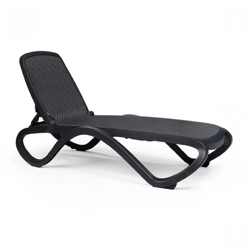 Fabric Adjustable Outdoor Chaise Lounge | Nardi Omega | Italianfurniture.com