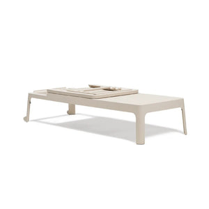 Stackable Fiberglass Outdoor Chaise Lounge | Nardi Plano