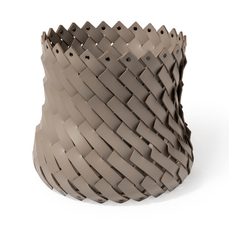 Handwoven Leather Strips Basket M | Pinetti Almeria | Italianfurniture.com