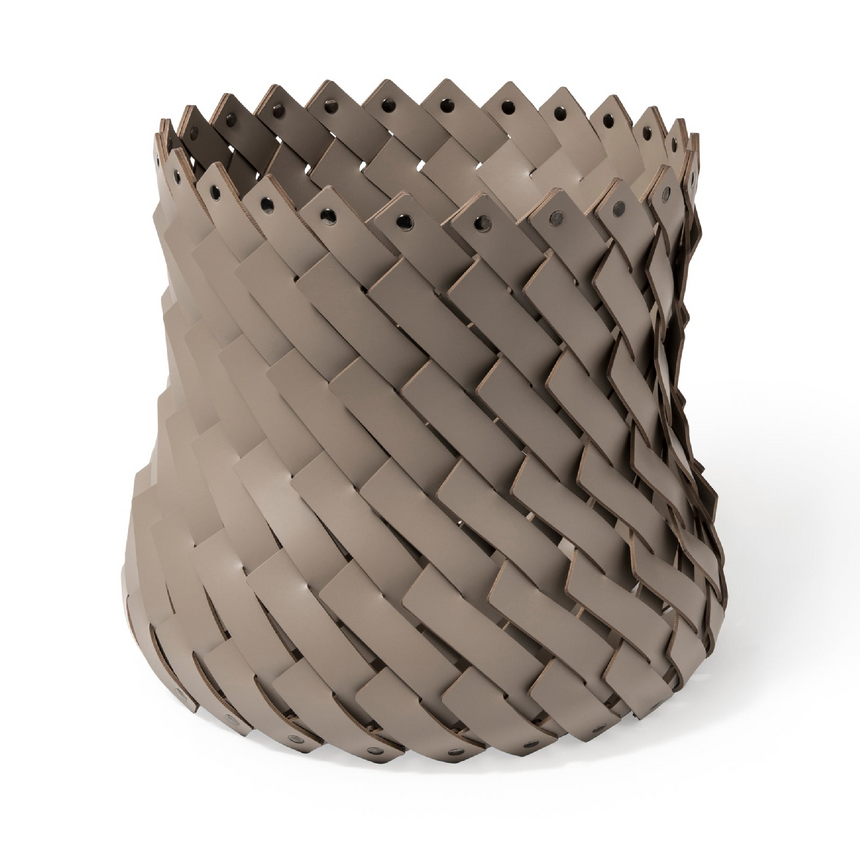 Handwoven Leather Strips Basket M | Pinetti Almeria | Italianfurniture.com